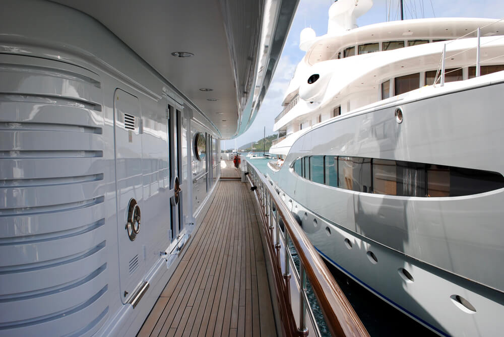 amenities and services superyacht hurricane hole